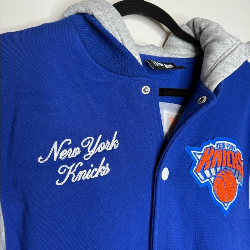 New York Knicks Throwback Prep Chenille Full Snap Hoodie - Picture 5 of 10